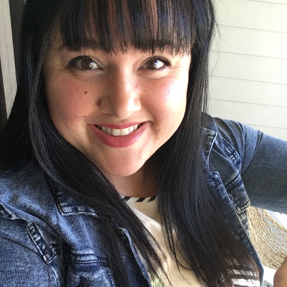 Meet your Posher, Lindy